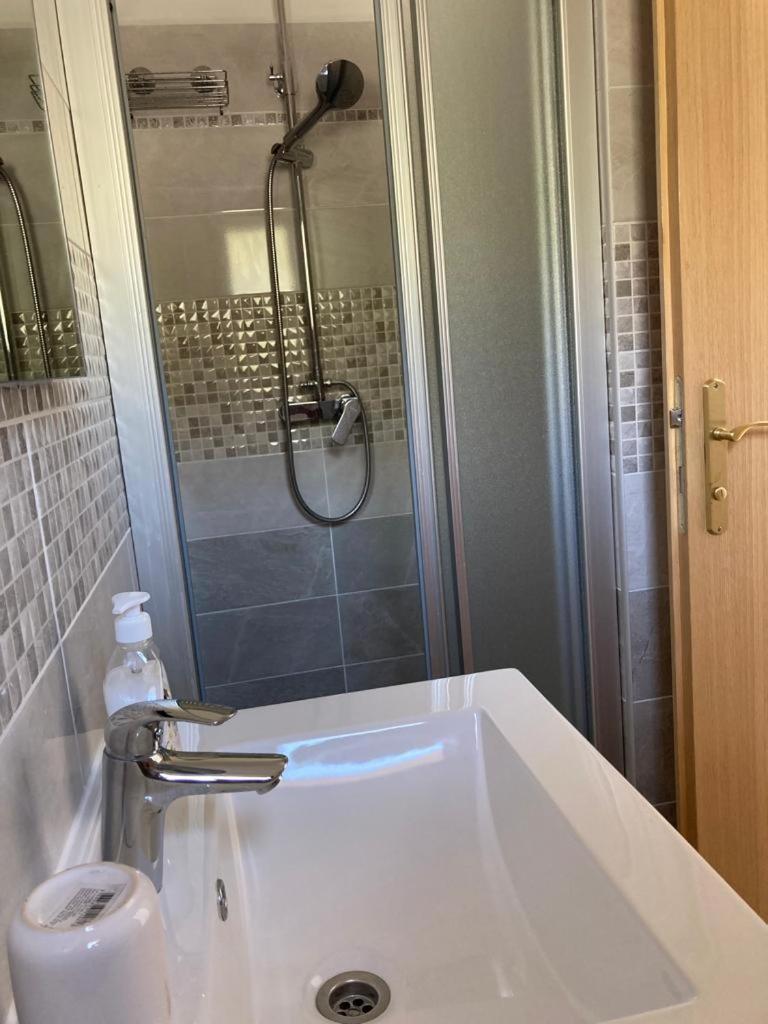 Apartment Andjela Starigrad Paklenica Quarto foto